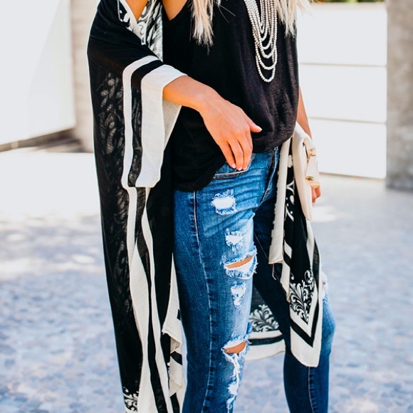 NWT- Navy & white Sheer Kimono Duster w/Arm Holes